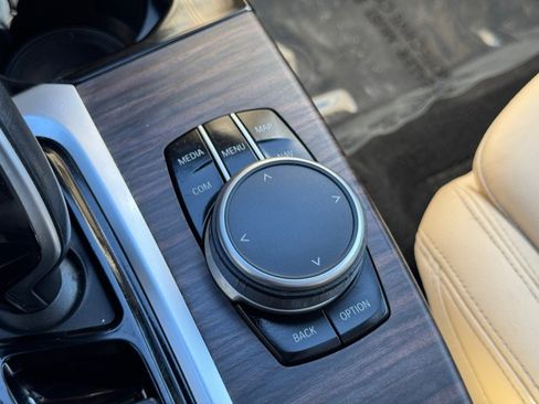 Used 2020 BMW X4 xDrive30i w/ Executive Package image 70