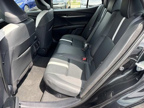 Used 2025 Toyota Camry SE FWD image 28
