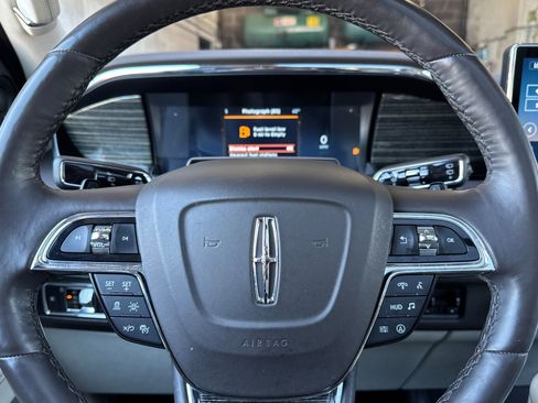 Certified 2022 Lincoln Navigator Black Label AWD/4WD image 25