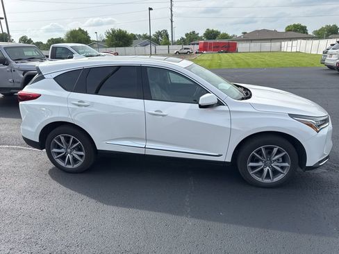 Used 2024 Acura RDX SH-AWD w/ Technology Package image 2