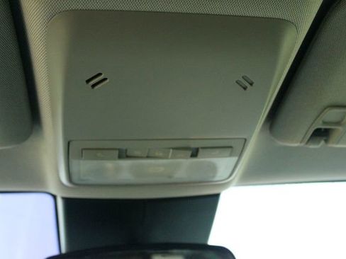 Used 2016 Chevrolet Trax LT image 17