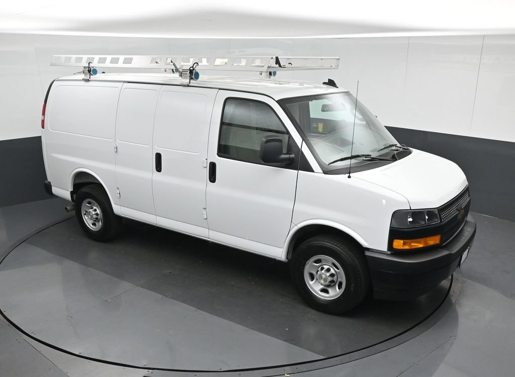 Used 2025 Chevrolet Express 2500 RWD image 52