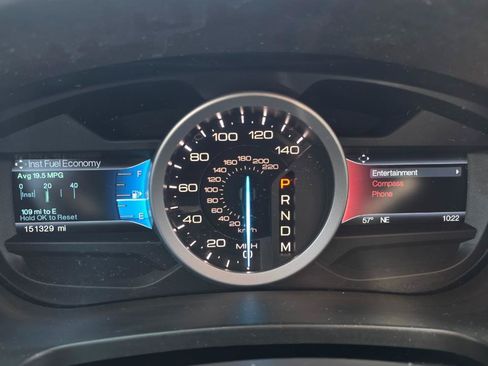 Used 2015 Ford Explorer XLT w/ Equipment Group 202B AWD/4WD image 24