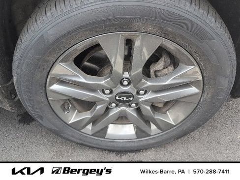 Certified 2023 Kia Seltos LX AWD/4WD image 5
