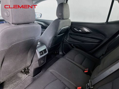 Used 2024 GMC Terrain SLE AWD/4WD image 29