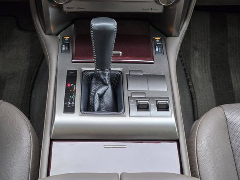 Used 2018 Lexus GX 460 Premium w/ Premium Package AWD/4WD image 15