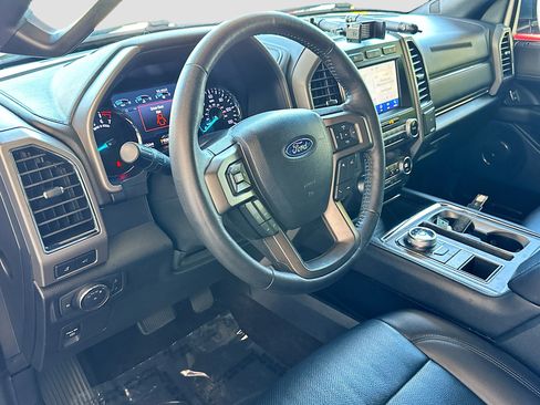 Used 2020 Ford Expedition XLT w/ Equipment Group 202A RWD image 9