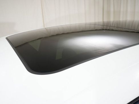 Used 2017 Porsche Cayenne Turbo image 37