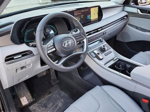 New 2025 Hyundai Palisade SEL image 11