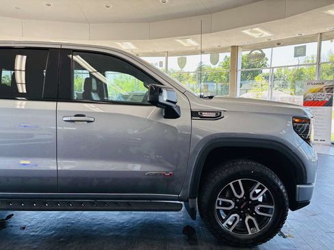 Used 2026 GMC Sierra 1500 AT4 w/ Technology Package AWD/4WD image 4