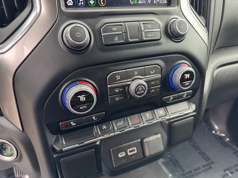 Used 2022 Chevrolet Silverado 1500 LT image 29