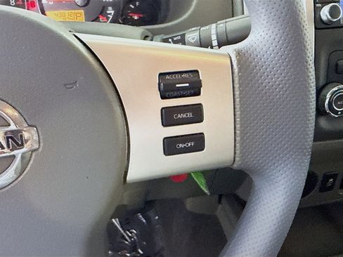 Used 2019 Nissan Frontier SV image 15