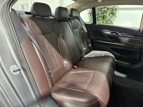 Used 2016 BMW 740i RWD image 34