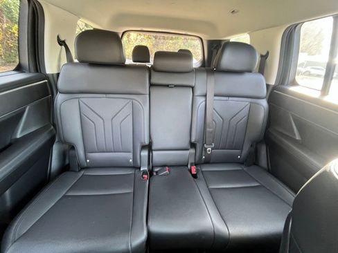 Used 2025 Hyundai Santa Fe SEL image 33