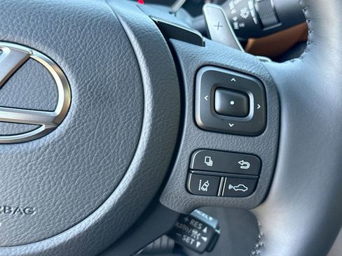 Used 2025 Lexus IS 350 F Sport RWD image 27