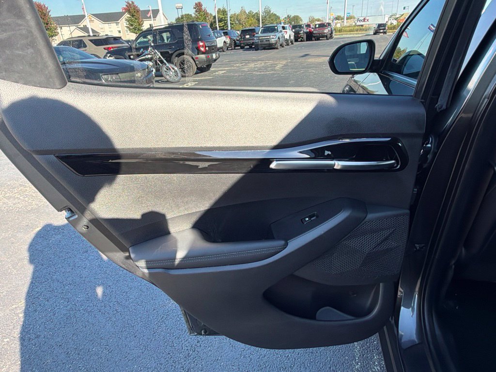 Used 2024 Kia Seltos S AWD/4WD image 24