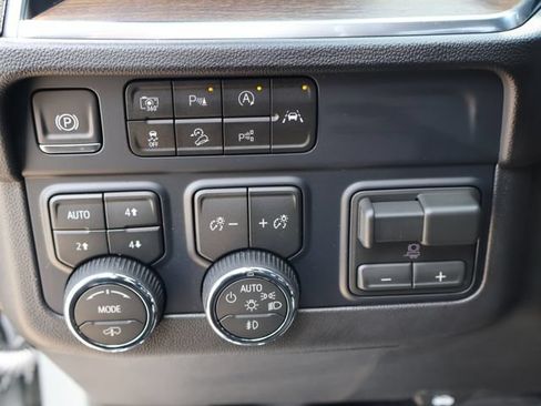 New 2026 Chevrolet Tahoe High Country AWD/4WD image 23