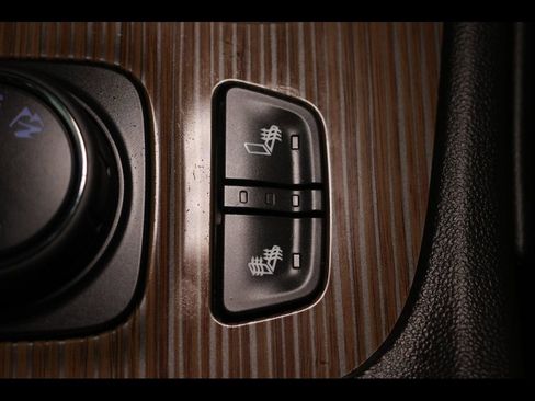 Used 2023 GMC Acadia SLE w/ Driver Convenience Package AWD/4WD image 17