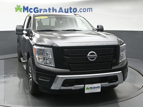 Used 2021 Nissan Titan SV w/ SV Convenience Package AWD/4WD image 5