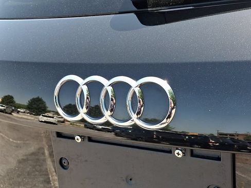 Used 2023 Audi Q3 2.0T Premium AWD/4WD image 49