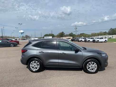 Used 2025 Ford Escape Active image 8