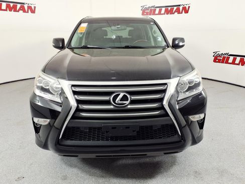Used 2018 Lexus GX 460 Luxury w/ Preferred Accessory Package image 2