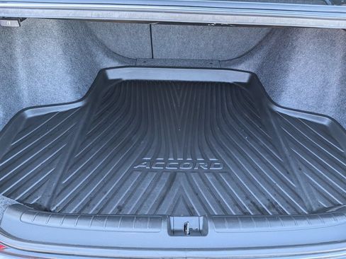 Used 2019 Honda Accord Sport image 29