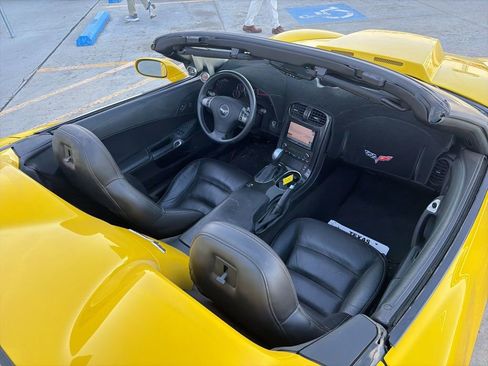 Used 2010 Chevrolet Corvette Grand Sport w/ Preferred Equipment Group image 21