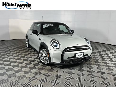 Used 2022 MINI Cooper 2-Door Hardtop FWD image 1