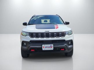 Used 2025 Jeep Compass Trailhawk AWD/4WD video 2