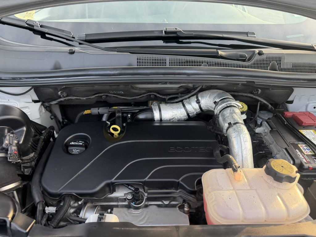 Certified 2022 Buick Encore Preferred AWD/4WD image 32