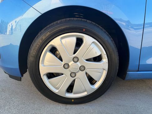 Used 2017 Chevrolet Spark LS image 34