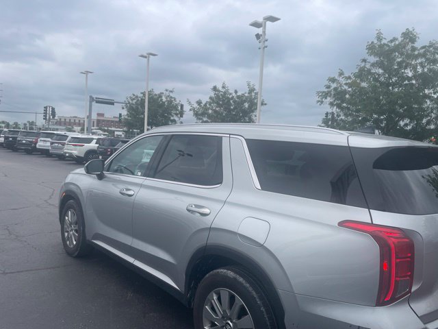 Used 2024 Hyundai Palisade SEL FWD image 4