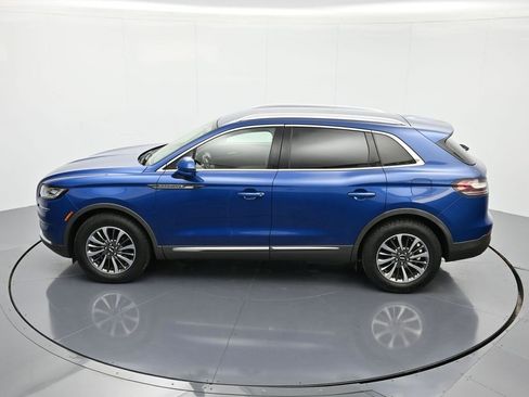 Used 2021 Lincoln Nautilus Standard w/ Equipment Group 101A image 33