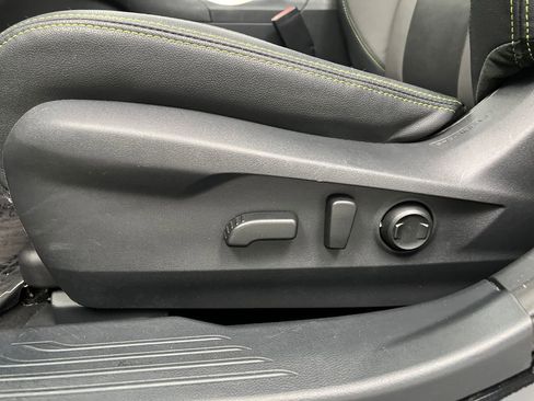 Used 2025 Subaru Outback Onyx Edition AWD/4WD image 10