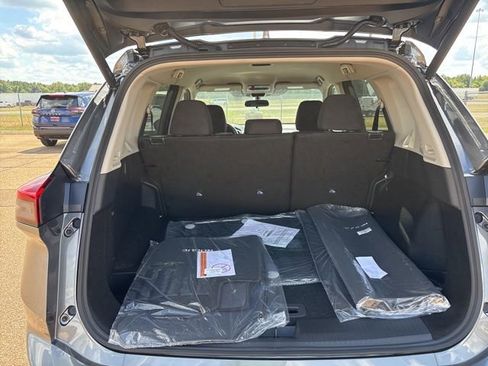 New 2026 Nissan Rogue SV image 20