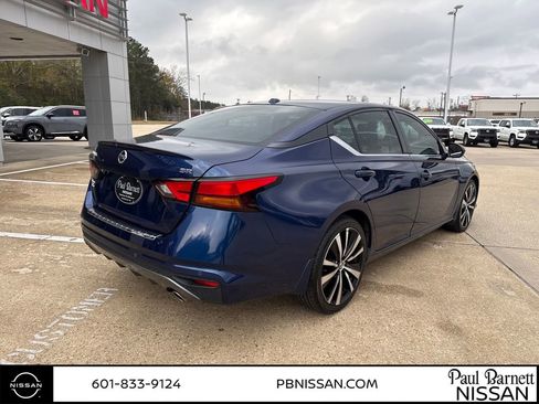 Used 2021 Nissan Altima 2.5 SR image 13