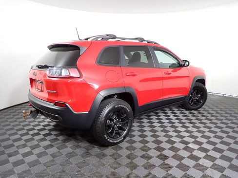 Used 2019 Jeep Cherokee Trailhawk w/ Comfort/Convenience Group AWD/4WD image 20