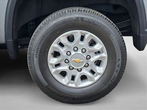 Used 2024 Chevrolet Silverado 2500 LT w/ Safety Package AWD/4WD image 27