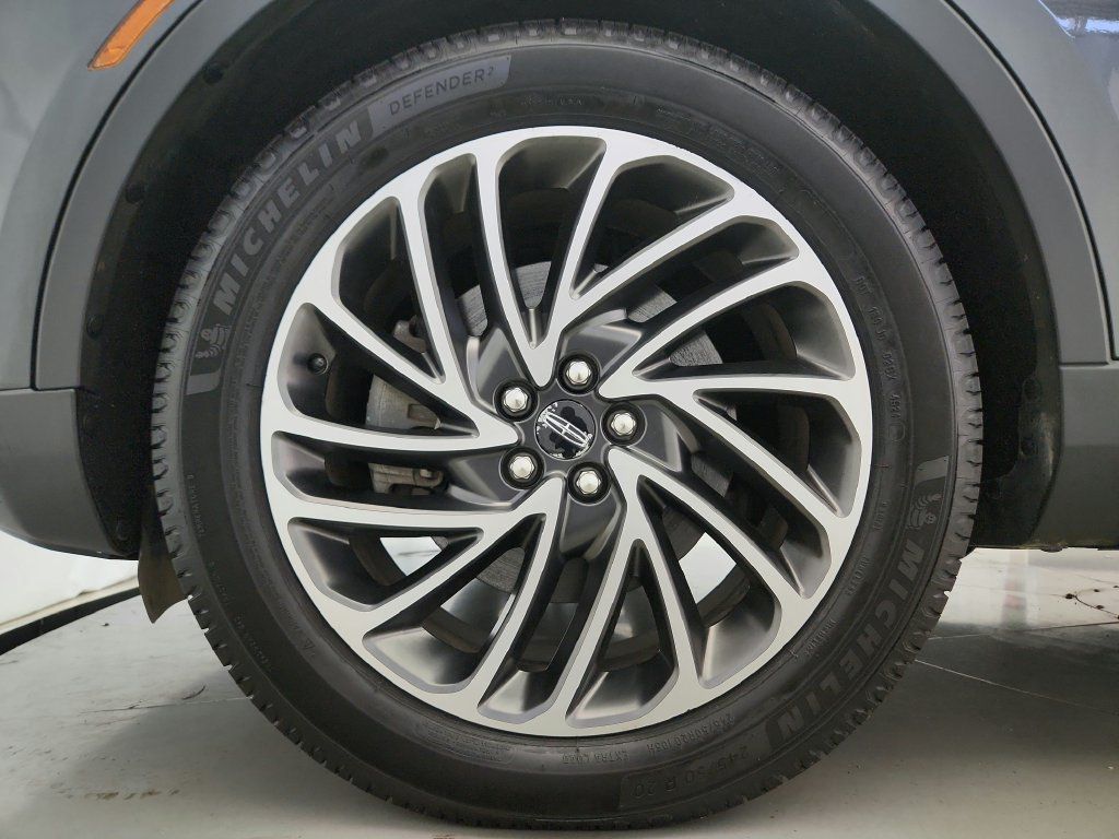 Used 2020 Lincoln Nautilus Reserve w/ Cargo Utility Package AWD/4WD image 39