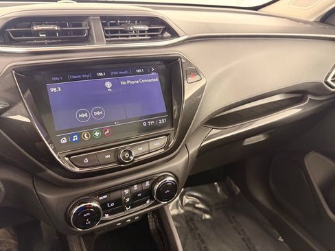 Used 2022 Chevrolet TrailBlazer LT w/ Sun and Liftgate Package FWD image 31