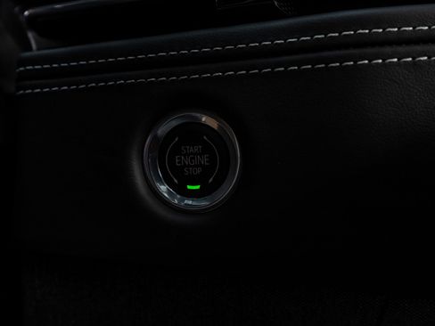 Used 2025 Cadillac Escalade Sport Platinum image 29