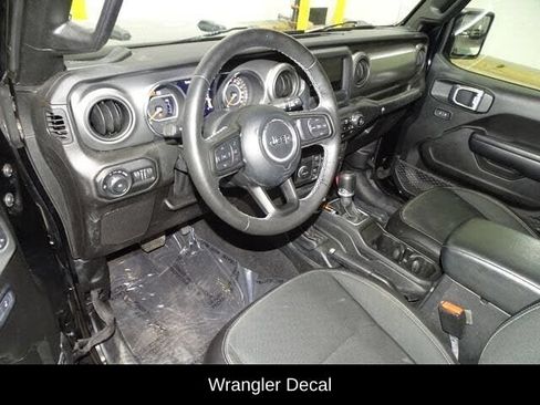 Used 2021 Jeep Wrangler Unlimited Sport AWD/4WD image 30
