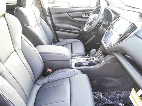 New 2026 Subaru Ascent Limited image 17