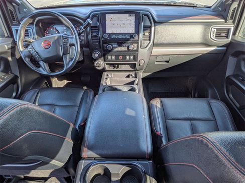 Used 2024 Nissan Titan PRO-4X w/ Pro-4x Convenience Package image 19