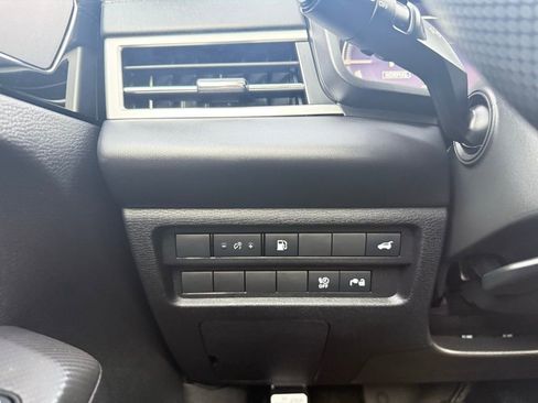 Used 2024 Mitsubishi Outlander Ralliart image 27