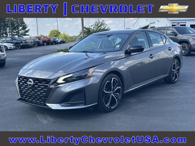 Used 2024 Nissan Altima 2.5 SR FWD image 1