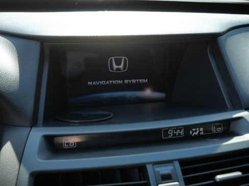 Used 2011 Honda Crosstour EX-L image 22