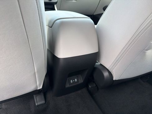 New 2026 Hyundai Tucson SE image 17