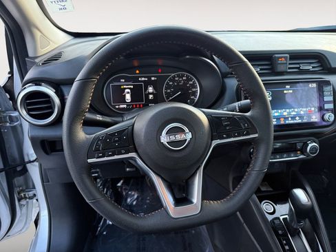 Certified 2025 Nissan Versa SR w/ Trunk Package image 19